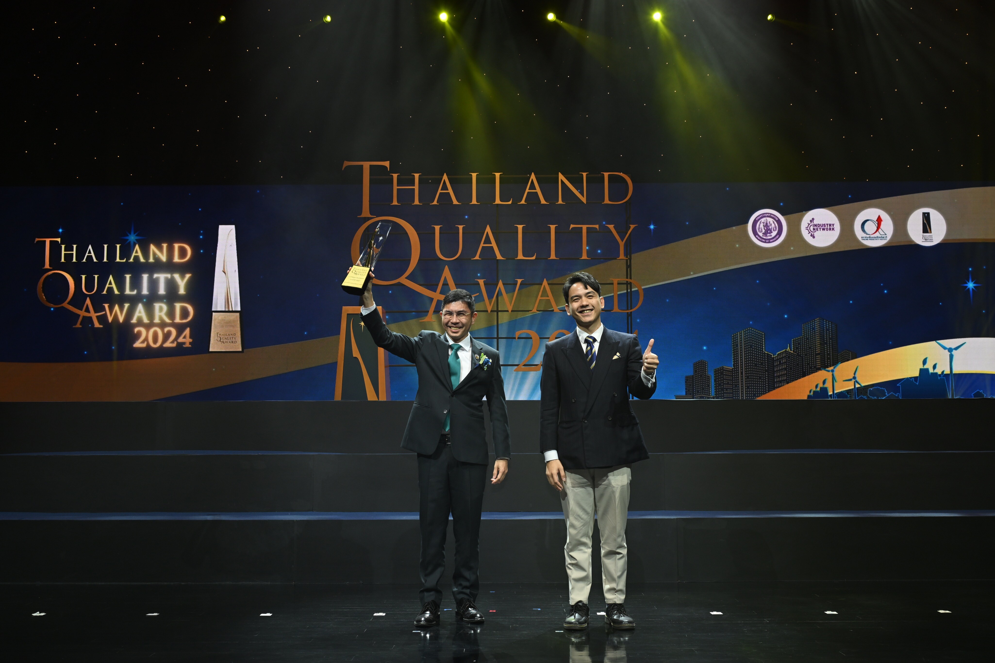 ฉัตรชัย ศิริไล ผู้จัดการ ธนาคารเพื่อการเกษตรและสหกรณ์การเกษตร