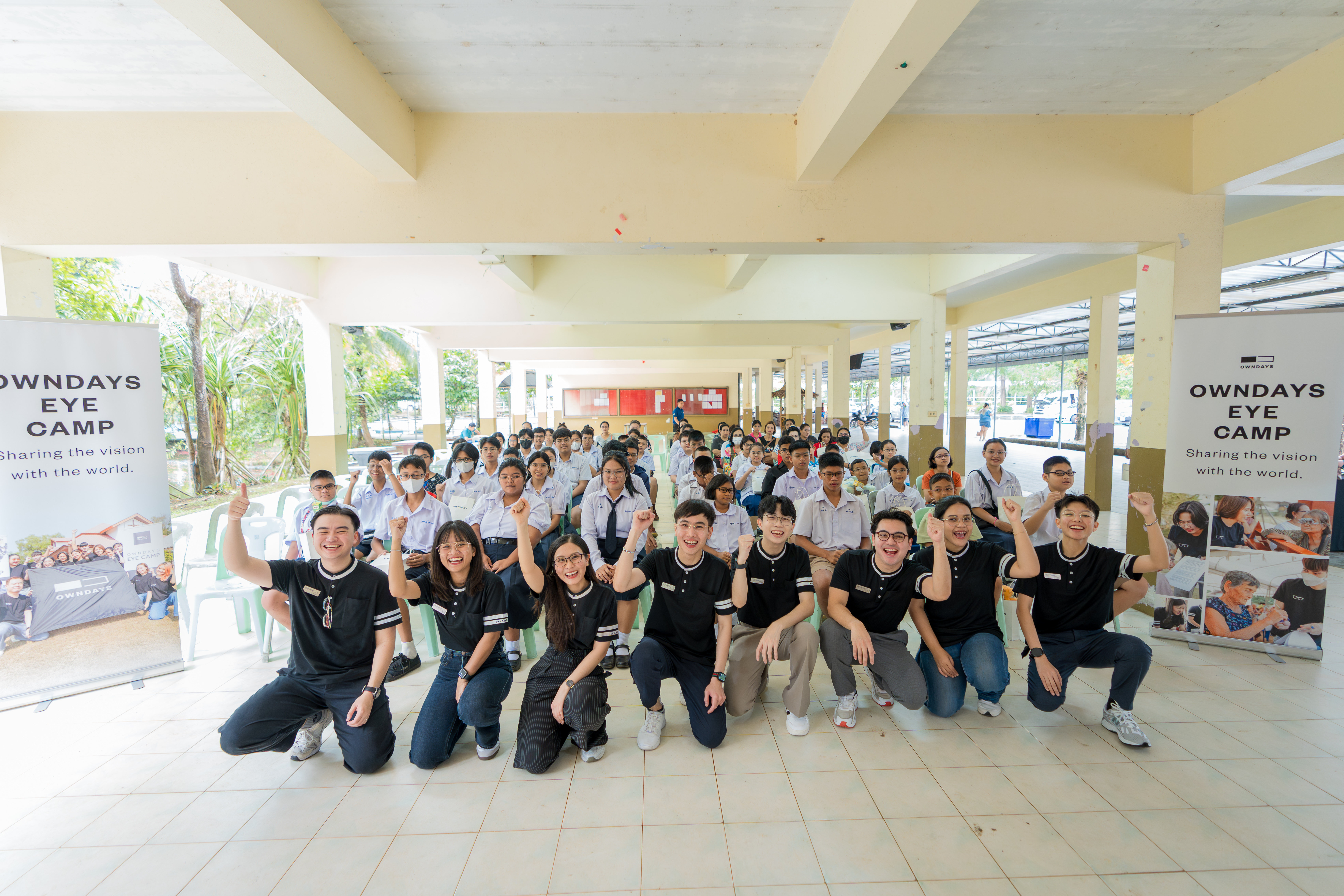 ผู้บริหาร OWNDAYS ร่วมกิจกรรม CSR มอบแว่นตาเพื่อคนไทย