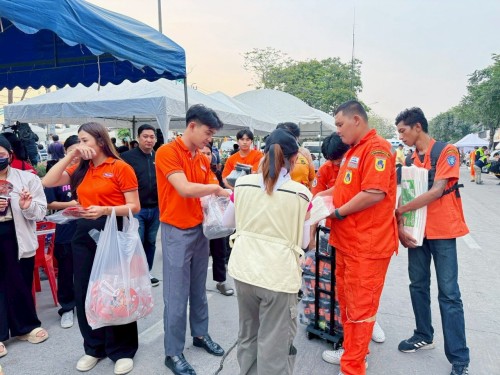 LINE_ALBUM_-._250402_3.jpg